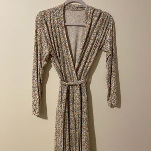 Plain Jane robe